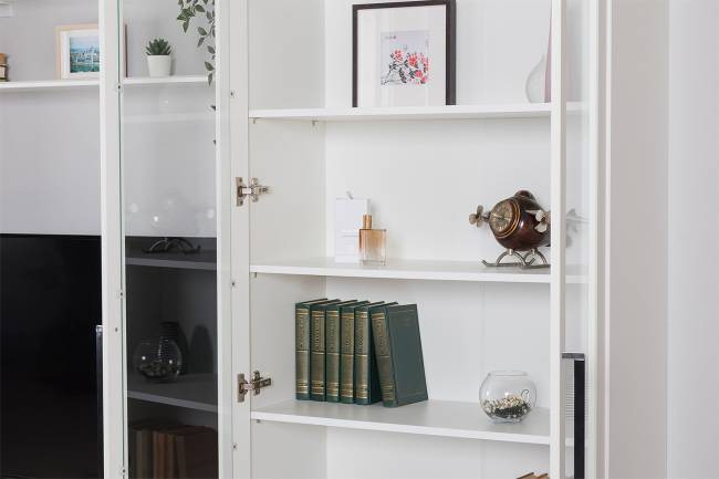 Большая стенка в гостиную Валенсия № 108 цвет белый шагрень