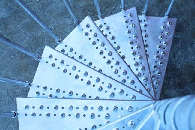 Винтовая лестница Toronto d155 Винтовая лестница Toronto d155