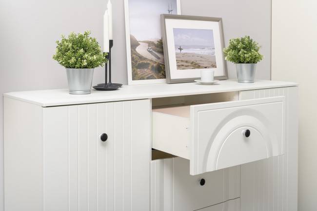 Два комода для аппаратуры с полками и пенал со стеклом Валенсия цвет белый шагрень