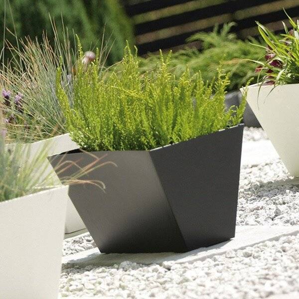 Кашпо для цветов "Prosperplast Tubus Case", антрацит, 38,6л Кашпо для цветов "Prosperplast Tubus Case", антрацит, 38,6л