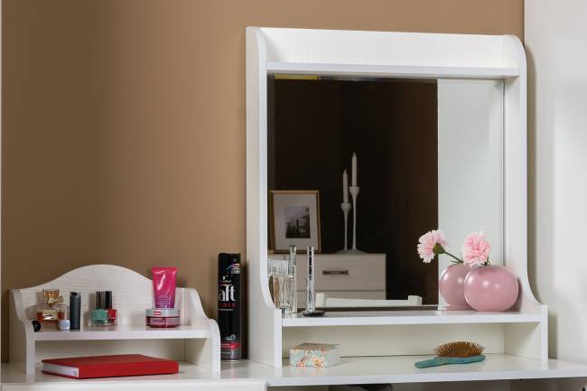 Стол туалетный с зеркалом и настольной полкой Ливерпуль цвет ясень ваниль/белый Стол туалетный с зеркалом и настольной полкой Ливерпуль цвет ясень ваниль/белый