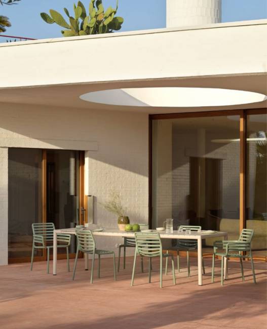 Стол пластиковый раздвижной Tevere 210 бежевый 2110-2750х1000х765 мм Стол пластиковый раздвижной Tevere 210 бежевый 2110-2750х1000х765 мм