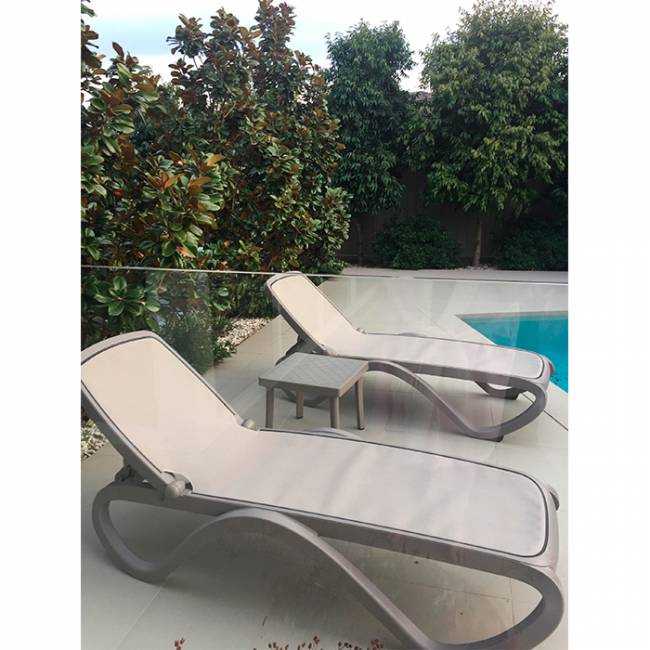 Столик пластиковый для лежака Rodi тортора 460х460х400 мм Столик пластиковый для лежака Rodi тортора 460х460х400 мм