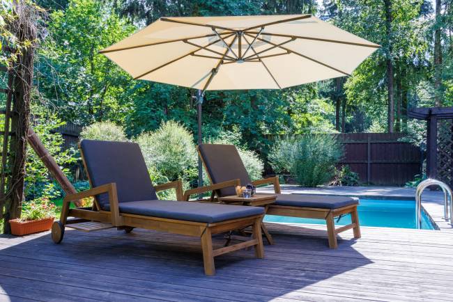 Комплект из 2-х шезлонгов PAOLO из акации и столика LUCIO Комплект из 2-х шезлонгов PAOLO из акации и столика LUCIO